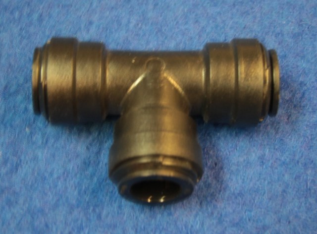 T-liitin 15mm putki/putki/putki 15mm putki/putki/putki - MUUT VESIJÄRJESTELMÄN OSAT - 460 - 2