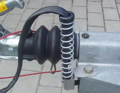 Virtakaapelin tukijousiteline V mallin vetopäähän - Knott/schlegl - 25760 - 1