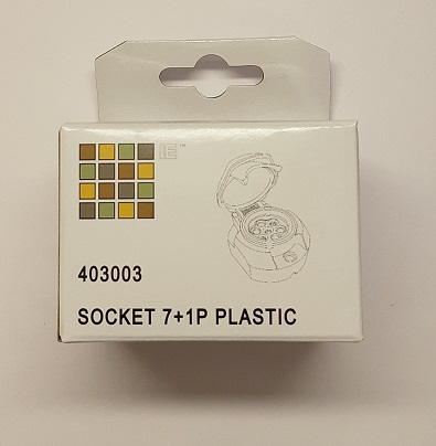 Pistorasia muovi 7-napainen Pistorasia 7-napainen+sumuvalokytkin - Pistokkeet/Adapterit - 11406 - 1