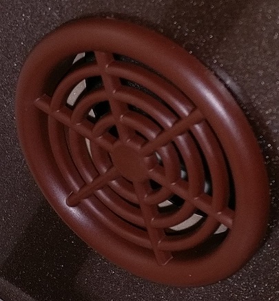 Tuuletusritilä pyöreä ruskea Ø48mm - HOBBY VARAOSAT - 9176 - 1