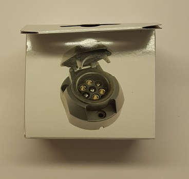 Pistorasia muovi 7-napainen Pistorasia 7-napainen pakattu - Pistokkeet/Adapterit - 10617 - 1