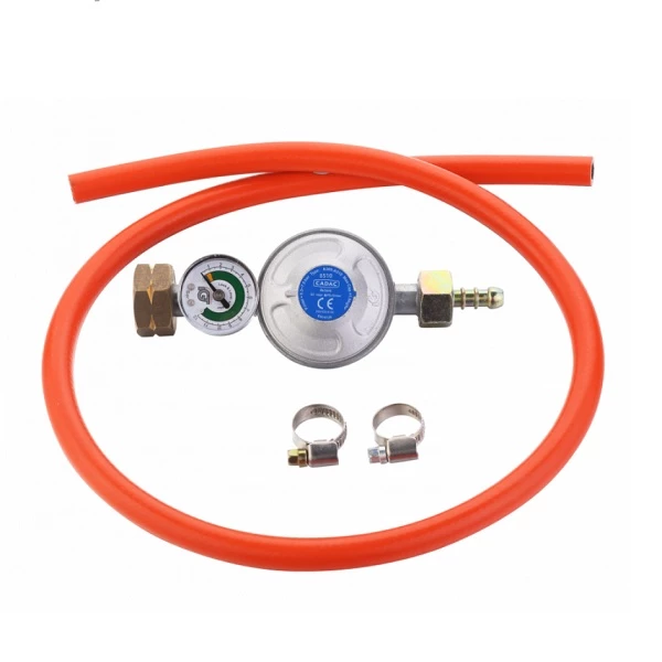 Cadac paineensäädin ja letku Universal Overflow 30mbar 0,85m - GRILLIT JA TARVIKKEET - 17839 - 1